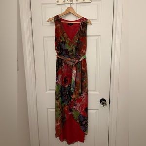 Only worn 1x, perfect condition! Colours are beautiful, size 6